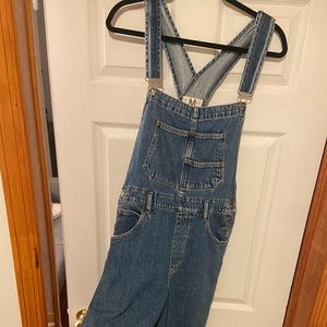 Free people overalls. Navy blue. Denim. Size M